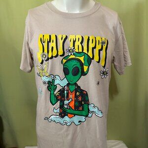Stay Trippy Alien Vibes Men's Brown T Shirt Medium Cotton Polyester